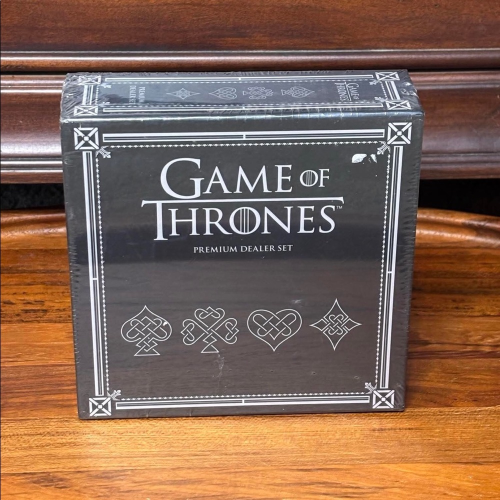 Game Of Thrones Premium Card Dealer Set